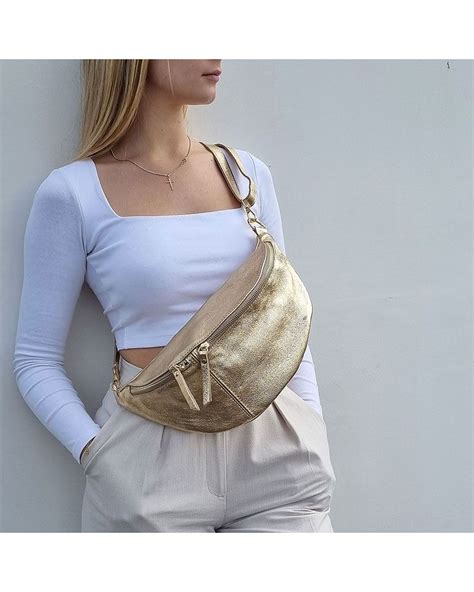 sac banane femme parfois.